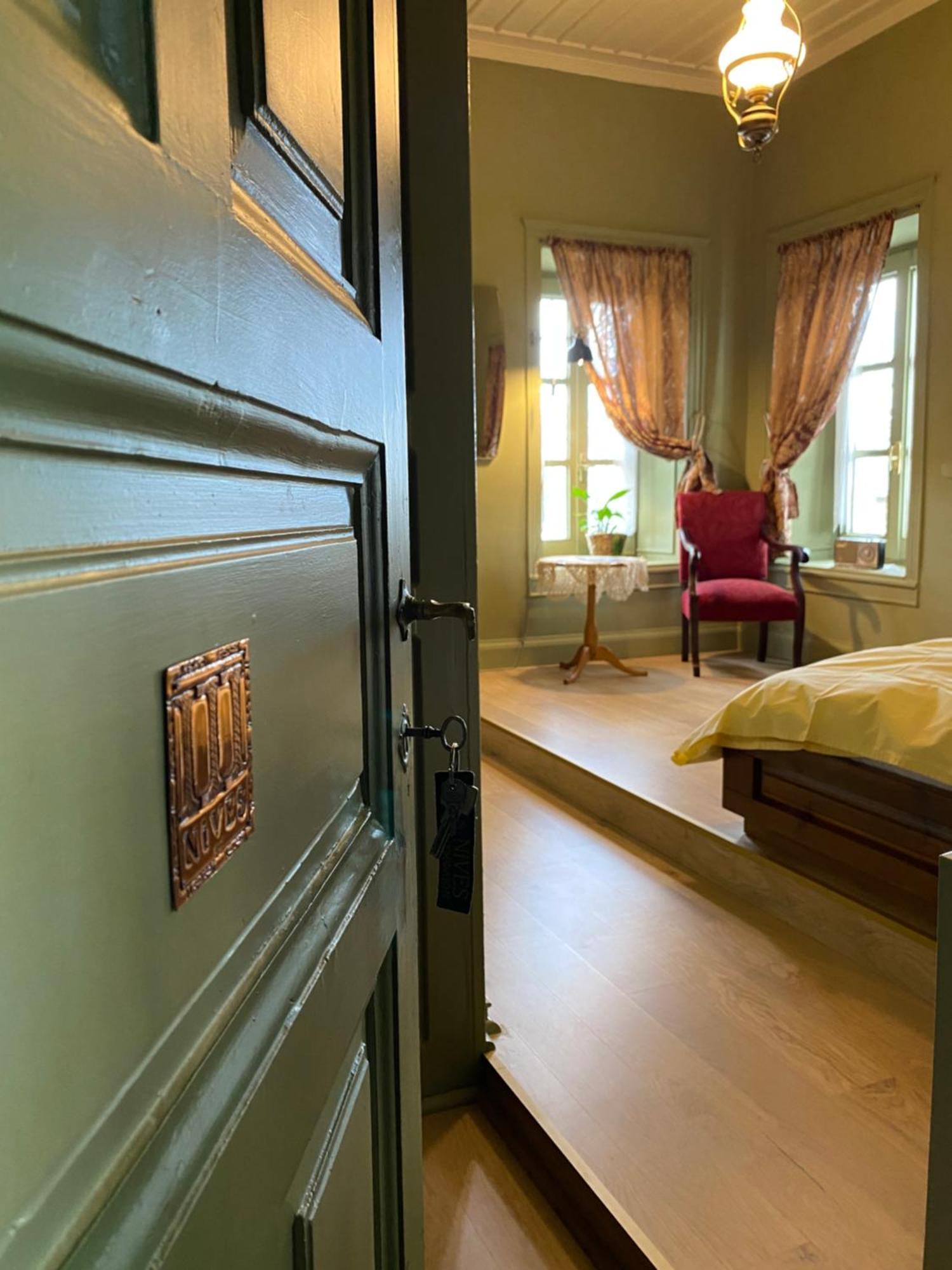 Nives Hotell Nimfaíon Exteriör bild